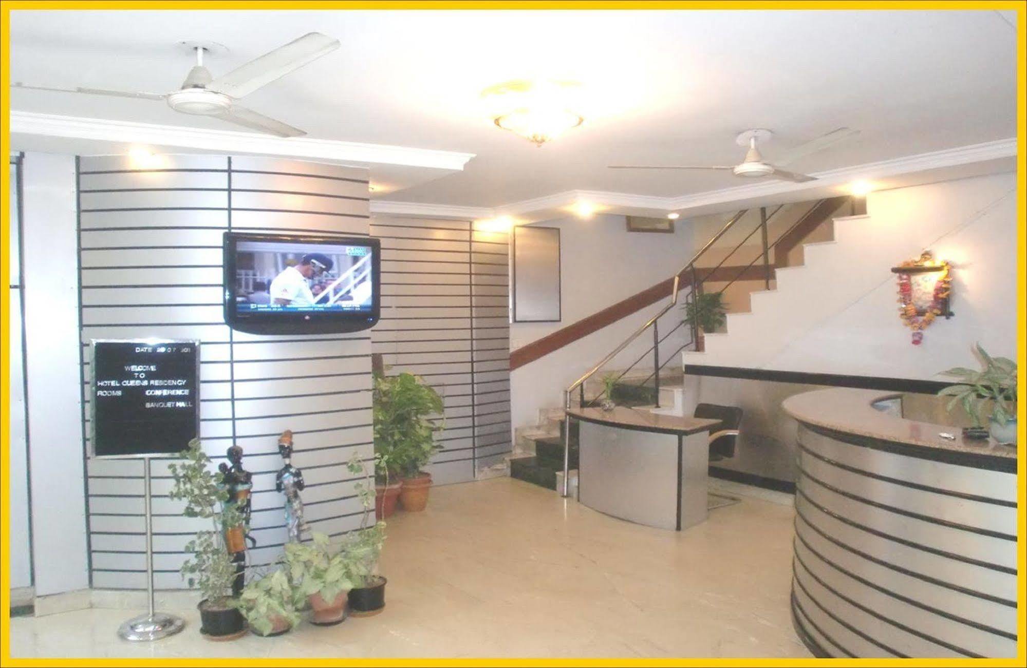 Hotel Queens Residency Gurgaon Luaran gambar