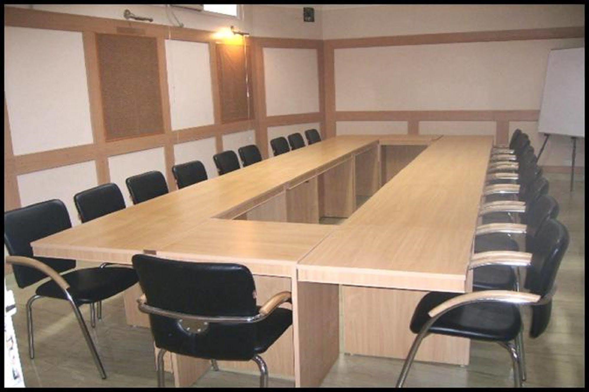 Hotel Queens Residency Gurgaon Luaran gambar
